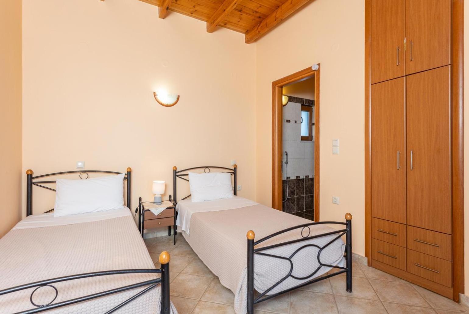 Villa Yeraki Dhrapanitika Экстерьер фото
