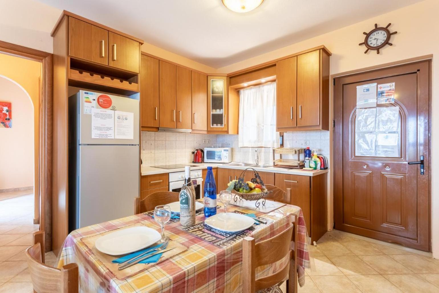 Villa Yeraki Dhrapanitika Экстерьер фото